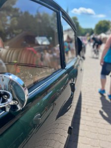 zlot zabytkowych samochodów