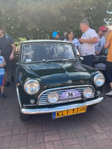 zlot zabytkowych samochodów