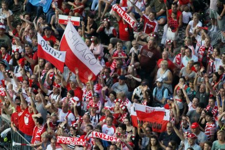 Kibice na skoczni w Malince