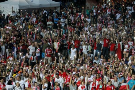 Kibice na skoczni w Malince