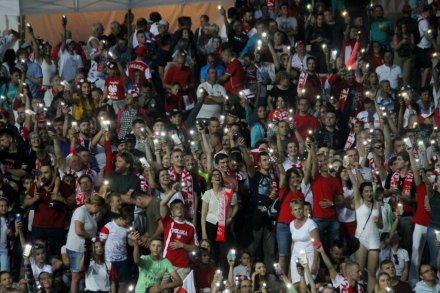 Kibice na skoczni w Malince