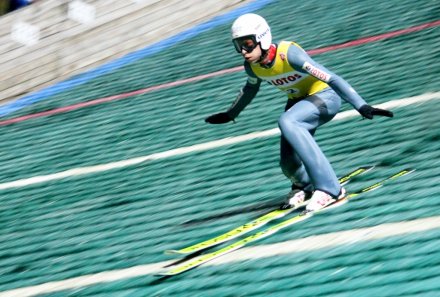 Lądujący Olek Zniszczoł