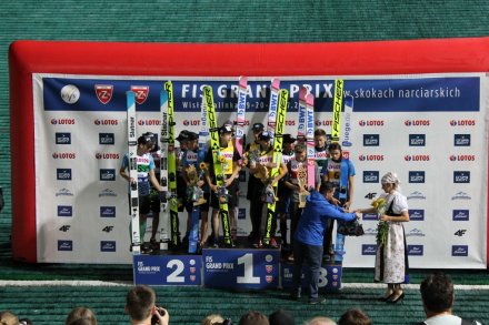 Skoczkowie na podium