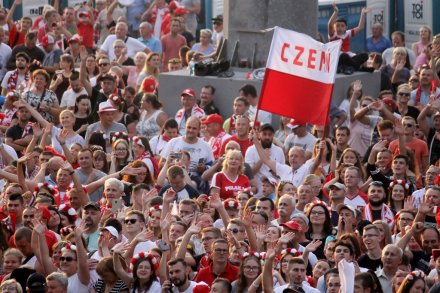 Kibice na skoczni w Malince