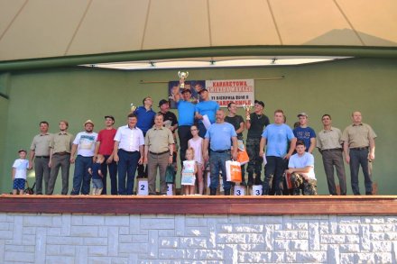 Uczestnicy zawodów drwali w Brennej