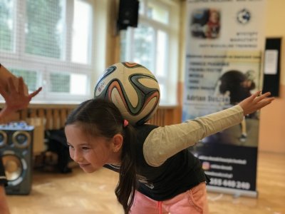 Warsztaty z Adrianem Duszakiem w wislańskich szkołach