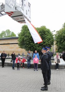 Podniesienie flagi państwowej