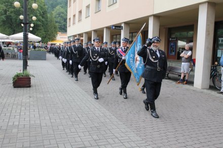 Defilada strażaków