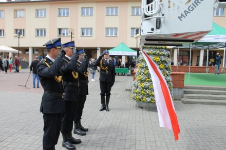 Opuszczenie flagi państwowej