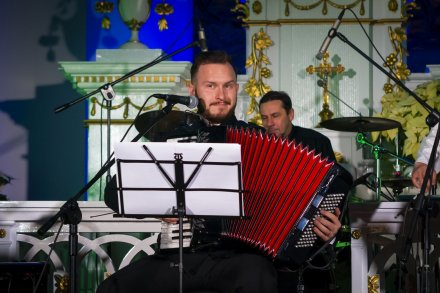 Wieczór kolęd w wykonaniu kapeli góralskiej "Beskidzcy Zbóje"