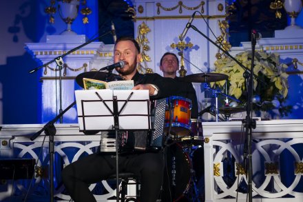 Wieczór kolęd w wykonaniu kapeli góralskiej "Beskidzcy Zbóje"