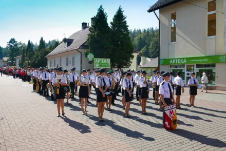 Przemarsz głównym deptakiem  / foto Jozef Poljak