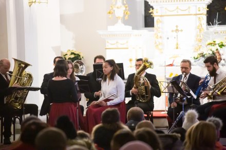 Orkiestra Misyjna z Wisły pod kierunkiem Lidii Barczuk