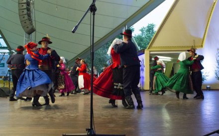 Występ zespołu "Dolanie"