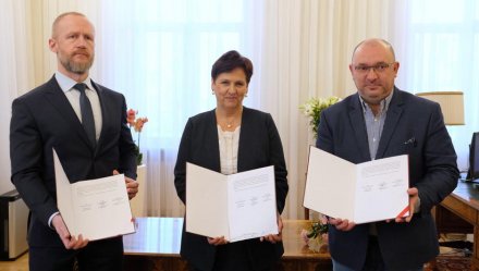 Podpisanie umowy w Kancelarii Prezydenta RP w Warszawie