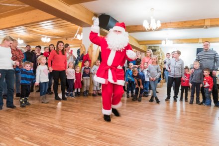 Fragment spotkania z Mikołajem w Nowej Osadzie