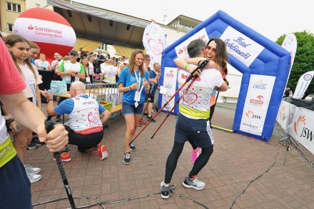 Radość po dotarciu na metę