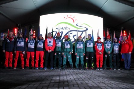 Zawodnicy z plastronami