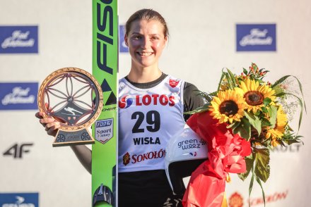 Josephine Pagnier z Francji zajęła w niedzielę miejsce trzecie /fot. Tadeusz Mieczyński/skijumping.pl