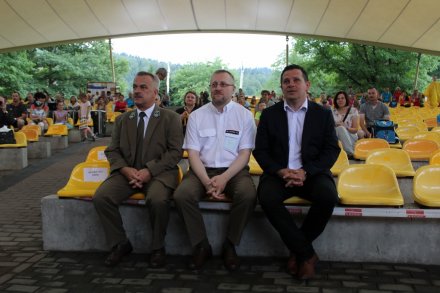 Burmistrz Wisły z Dyrektorem LP w Katowicach i Nadleśniczym z Wisły