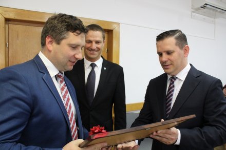 Podziękowanie dla skarbnika Damiana Cieślara