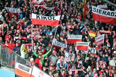 Kibice na skoczni w Wiśle