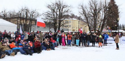Kibice w Strefie Eurosportu podczas transmisji skoków narciarskich