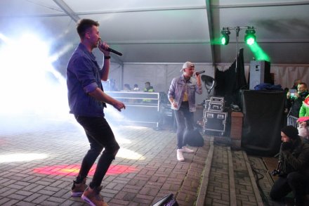 Fragment koncertu zespołu Faster