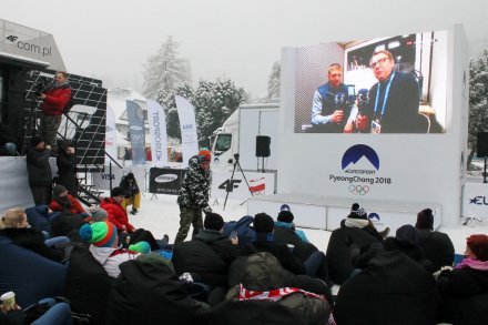 Wspólne kibicowanie na placu Hoffa