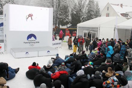 Wspólne kibicowanie na placu Hoffa