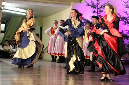 Fragment występu zespołu "Mazury"