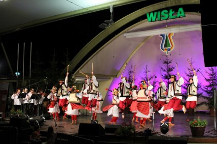 Fragment występu zespołu "Mazury"