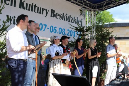 Zaproszeni goście i władze miasta na "małej scenie"