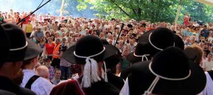 Publicznośc wypełniła amfiteatr