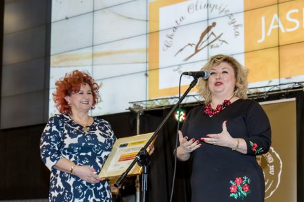 Helena Legierska i Maria Pietruszka podczas wręczania certyfikatu "Śląskie Smaki"