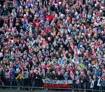 Publiczność na skoczni w Malince