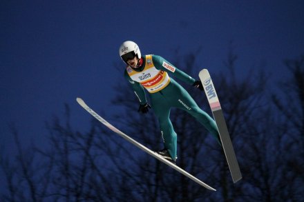 Piotr Żyła w locie