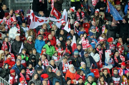 Publiczność na skoczni w Malince