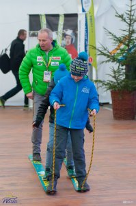 Zabawne konkursy z nartami w roli głównej