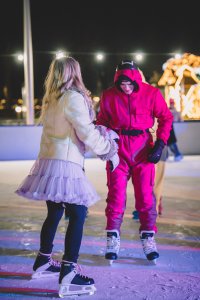 Bal na Sto Par na lodowisku