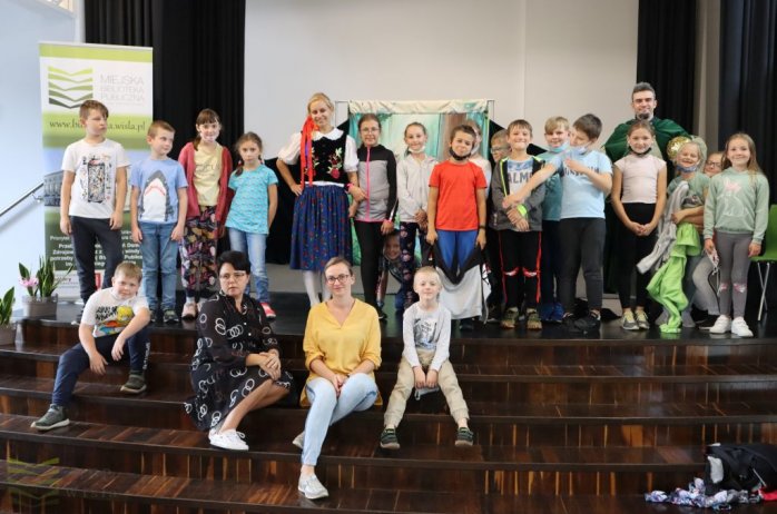 Uczestnicy warsztatów z prowadzącymi