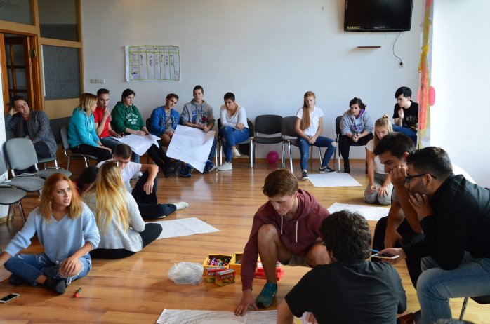 Uczestnicy projektu podczas zajęć