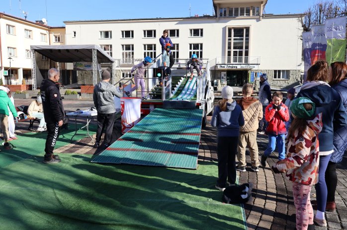 Akademia Lotnika na Placu Hoffa w Wiśle