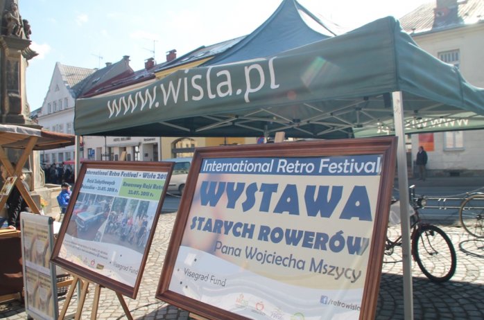 Wystawa starych rowerów podczas Jamarku w Jabłonkowie
