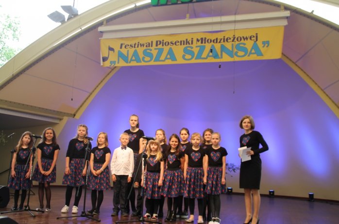 Uczestnicy Festiwalu Piosenki "Nasza Szansa"