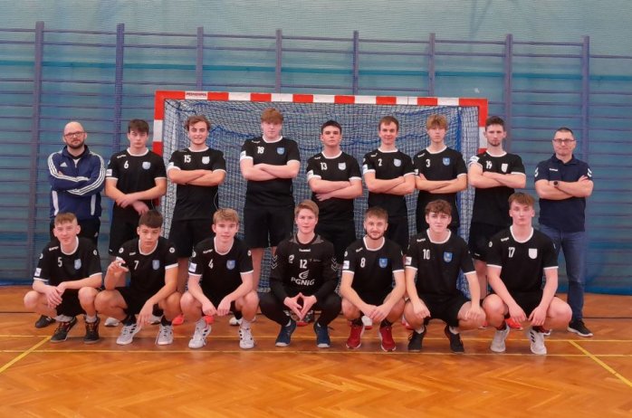 Piłkarze ręczni wiślańskiego Liceum