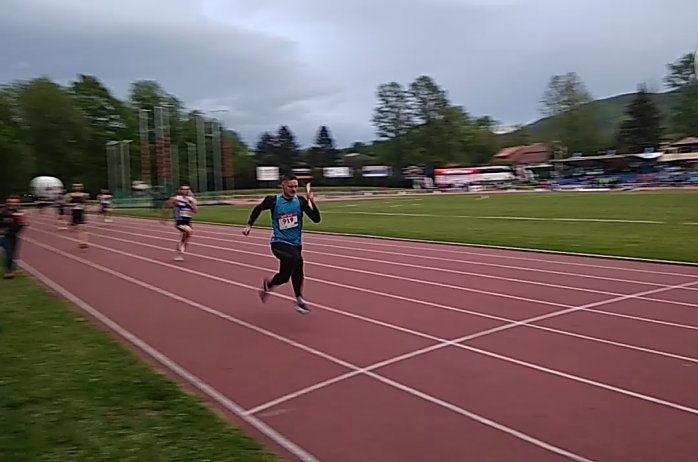 Jarosław Sobczyk w czasie biegu sztafetowego