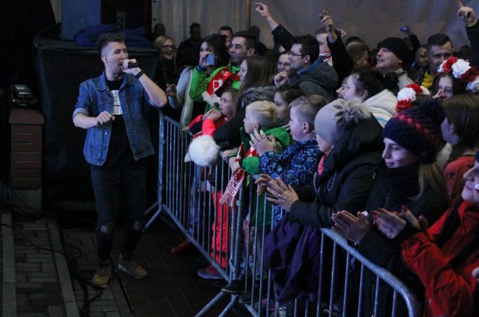 Fragment koncertu zespołu Faster