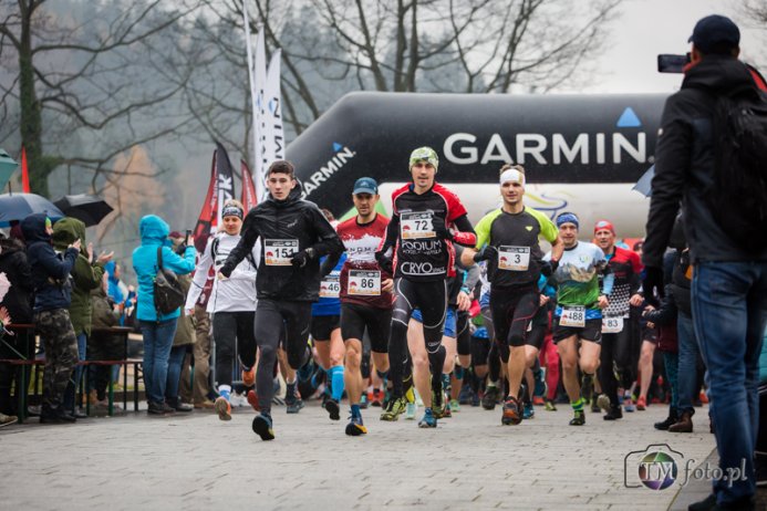 Start biegu na dystansie 17 km