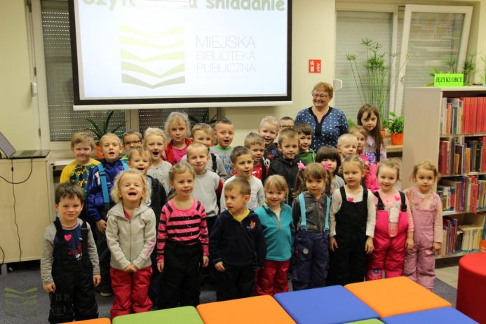 Uczestnicy "Czytania na śniadanie"